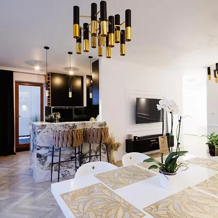 Mozarta Sky Terrace Vip 2-bed דירה