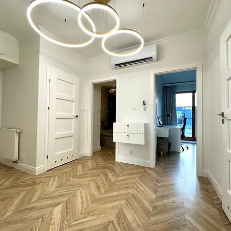 Mozarta Sky Terrace Vip 2-bed Apartment *