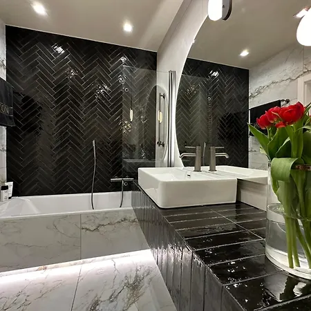 Mozarta Sky Terrace Vip 2-bed